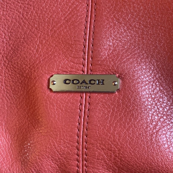 Coach Avery Peddle Leather Hobo Shoulder Bag - Picture 2 of 7